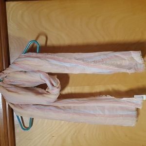Gap stripped scarf